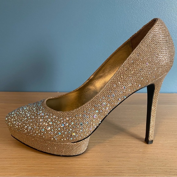 Sparkling High Heels (parties/events/anniversaries) - Picture 4 of 8